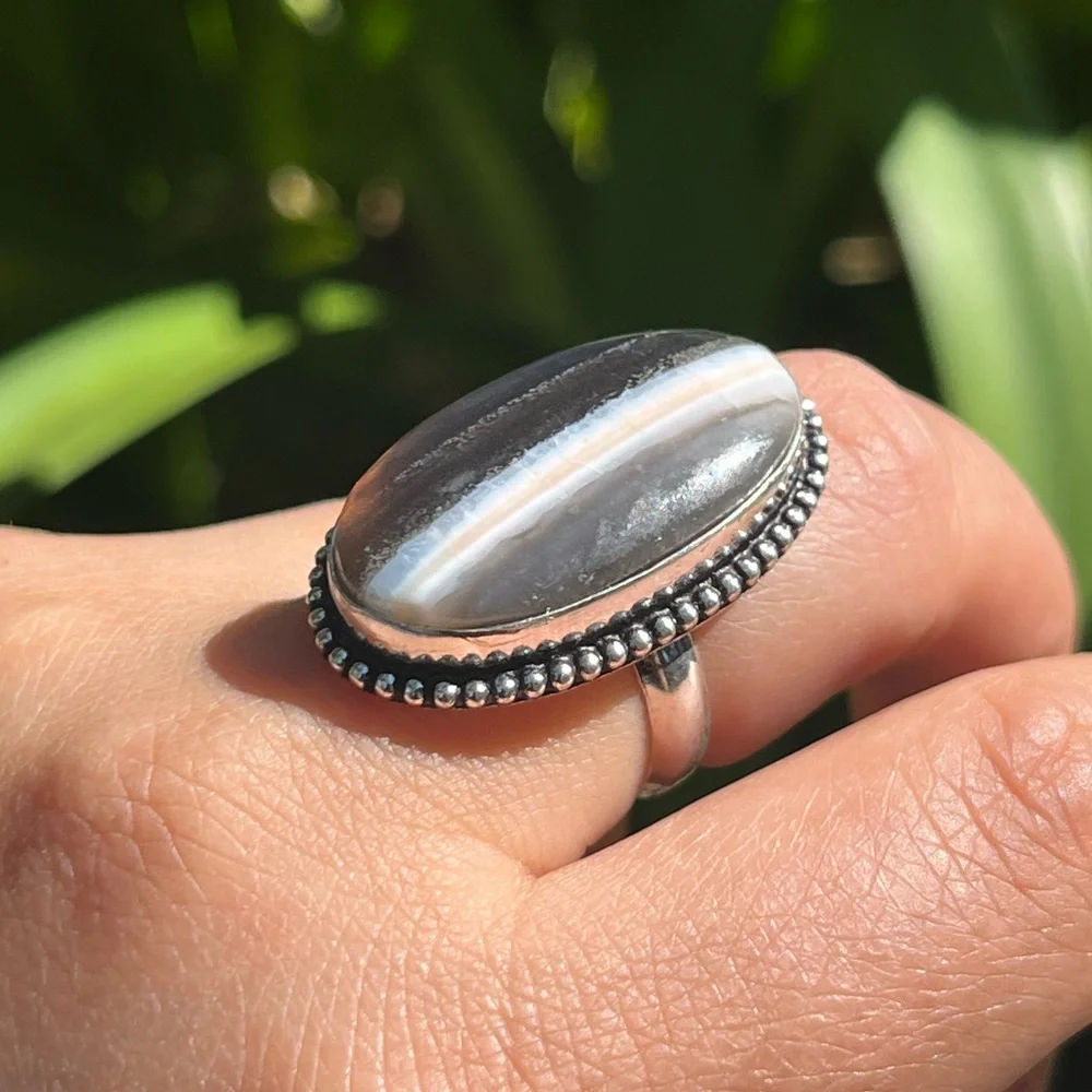 Size 7 925 silver‎ plated banded ohwyee opal ring
